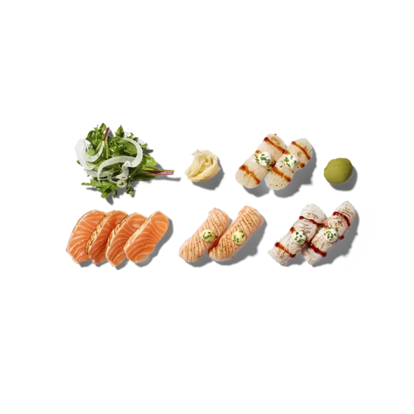 SUPREME SET 10PCS - 4 kpl grillattua lohi sashimia salaattisekoituksella ja yuzu-vinegretillä</br> 